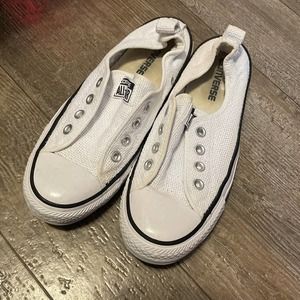 Converse All Star Shoreline Womens Size 8 White Canvas Slip On Sneakers NO LACES